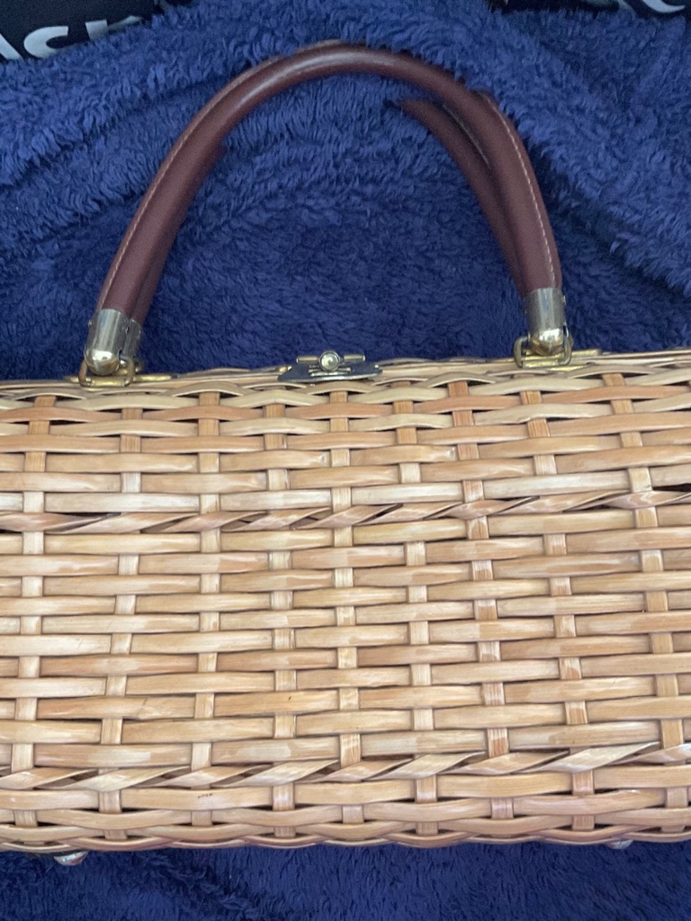HAND BAG  WICKER . VINTAGE  made in BRITSH COLONY HONG KONG